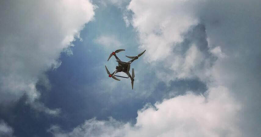 tipos de drones cuadricopteros