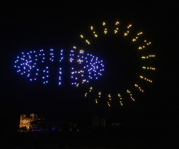 Drone Show for Weddings Make your wedding day unique