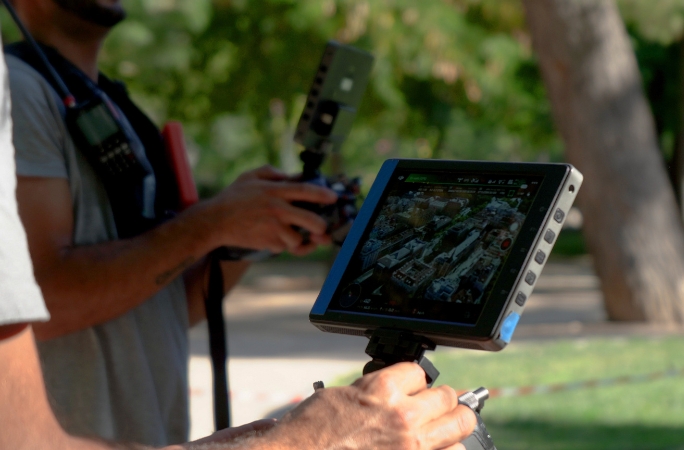 camara dron con pantalla