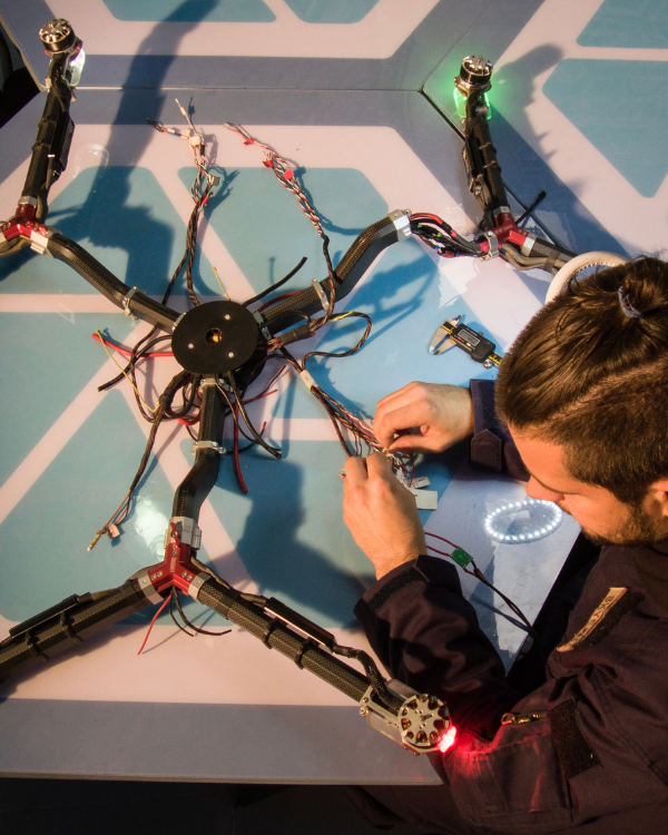 curso de tecnico mecanico drones