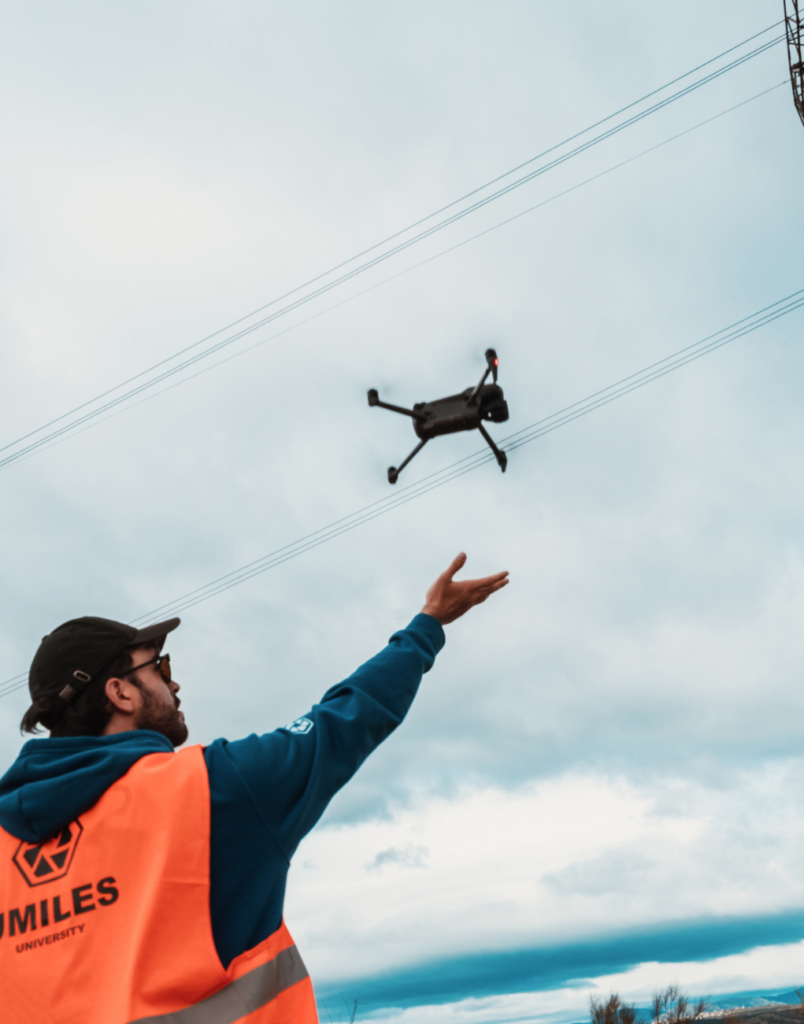 Formate con nosotros curso de drones pro