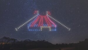 Más de 300 drones recrean la Sagrada Familia en el cielo para inaugurar La Mercè 2024