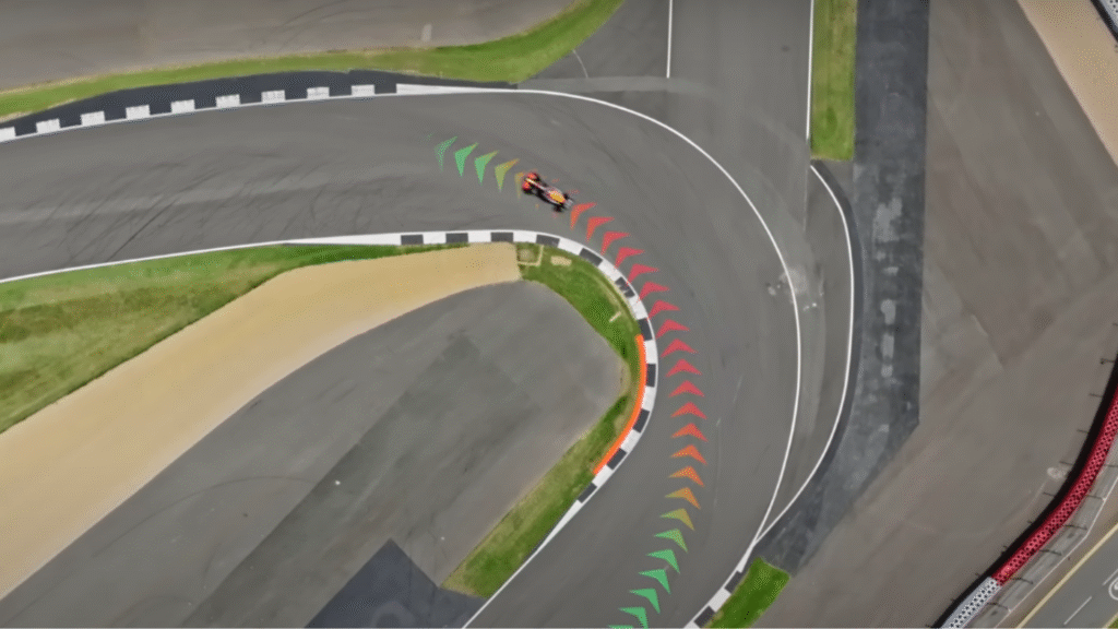 A drone at over 300 km/h: The innovation that wants to revolutionise the way we watch F1.